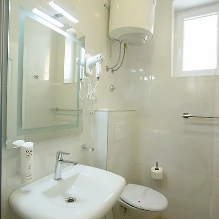 Πανσιόν Prestige Μόσταρ