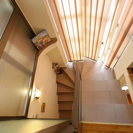 Prestige 4* Μόσταρ